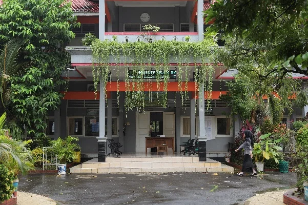 Halaman Depan Sekolah SMP 1 Bae Kudus